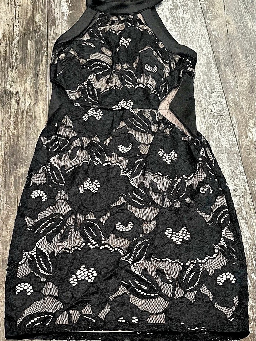 Lush Floral Halter Mini Dress in Black & White Size 7